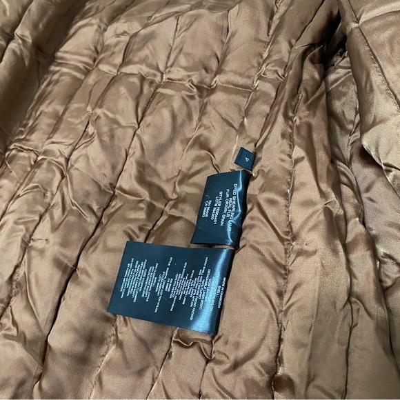 Theory Parka in Forest Green - Picture 6 of 7